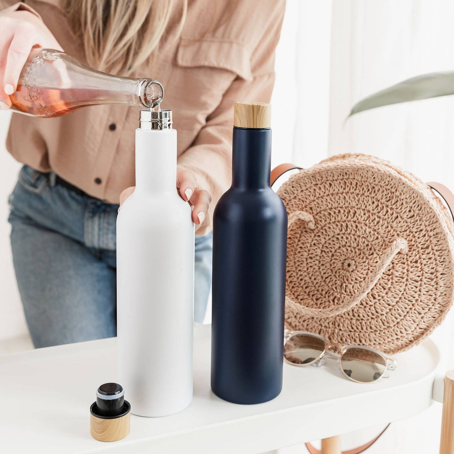 Travel Wine Bottle (White) - 750ml (25oz)